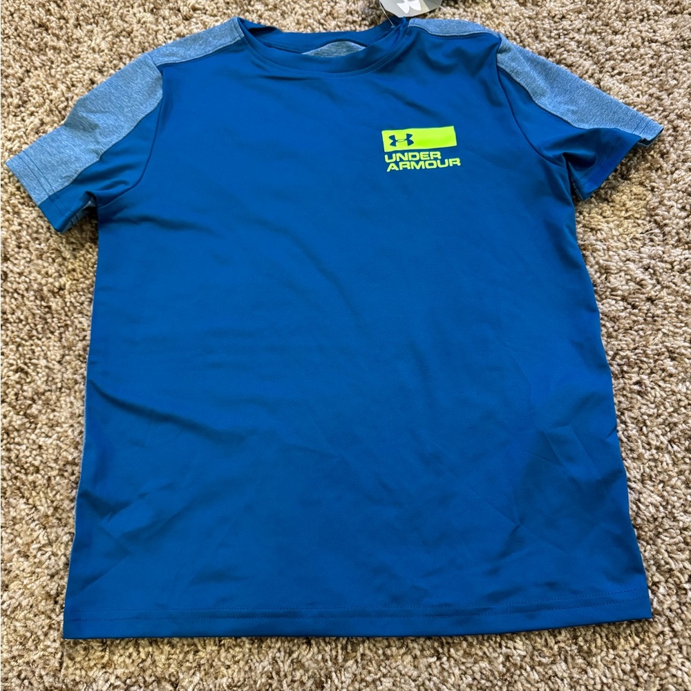 Under Armour Blue Short Sleeve Tee Sporty Design
